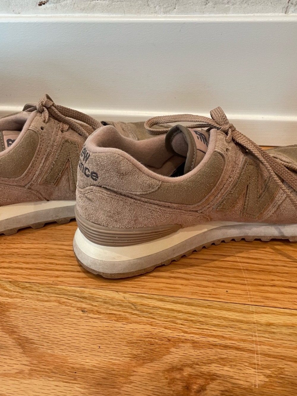 New Balance 574 v2 Sneaker - Picture 6 of 9